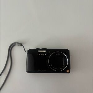 Panasonic Lumix Black Compact Digital Camera